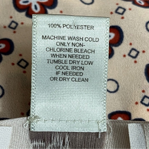 LOFT Outlet peplum waist half button front sleeveless high low lightweight top S - Picture 7 of 7